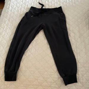 Athleta SM petite balance joggers
